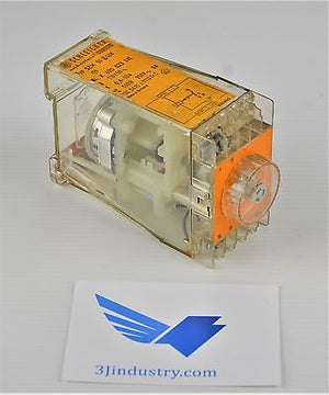 Timer SZM 51 - SZM51 - K 620823046 - Delay 0.4 - 8 SEC 6A  -  SCHLEICHER SZM Tim