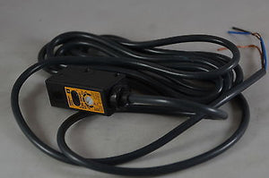 E3S-2DE41  -  Omron  -  Photoelectric Sensor