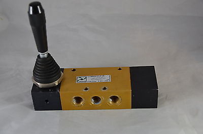 224.53.31.9.1/2  -  Pneumax  -  Mechanical & Pneumatic Valve