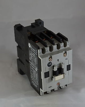 100-A30N*3 (220V60HZ)  -  Allen Bradley  - Contactor