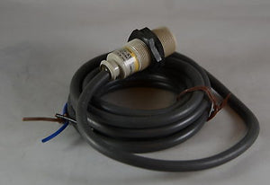 E2F-X5E1  -  Omron  -  Sensor