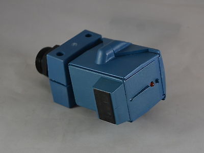 1451B-6507 Cutler-Hammer  1451B Polarized Reflex Self-Contained, 30VDC Sensor