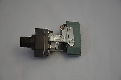 Mercoid A1 - A1S-0  AL-1-1  -  Mercoid  -  Pressure Switch 316 SS or Buna-N Diap