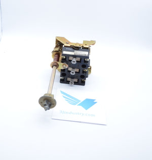 X-213898  -  ALLEN BRADLEY X-21 DISCONNECT SWITCH