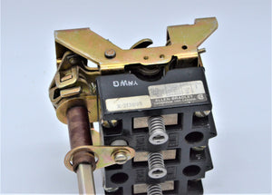 X-213898  -  ALLEN BRADLEY X-21 DISCONNECT SWITCH