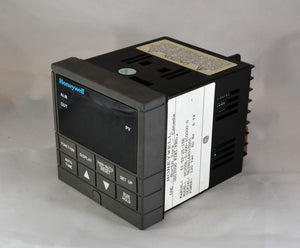UDC2000 MINI-PRO  -  DC200L-0-000-1C0000-0  -  Controller  -  Honeywell  - DC200L  UDC Controller
