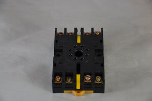 Lot of 1 Relay - P2CF-08  -  Omron  -  Relay Sockets & Hardware  -  OMRON P2 Connector - General Purpose Relay Socket 8-Pin Octal DIN Rail Mount, 10A 250VAC