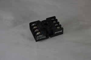 Lot of 1 Relay - 27EI22  -  AMF Potter & Brumfield  -  Relay Socket  -  AMF Potter & Brumfield 27E Connector - Relay Socket AMF 10A 300V blue