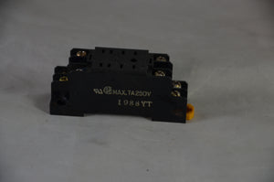 Lot of 9 Relay - PYF08A  -  Omron  -  Relay Socket  -  OMRON PY Connector - 7A - 8 pins - 250VAC